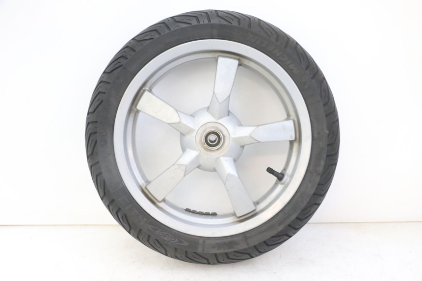 photo de VORDERRADFELGE UND REIFEN PEUGEOT SATELIS 125 (2013 - 2018) - Hauptansicht