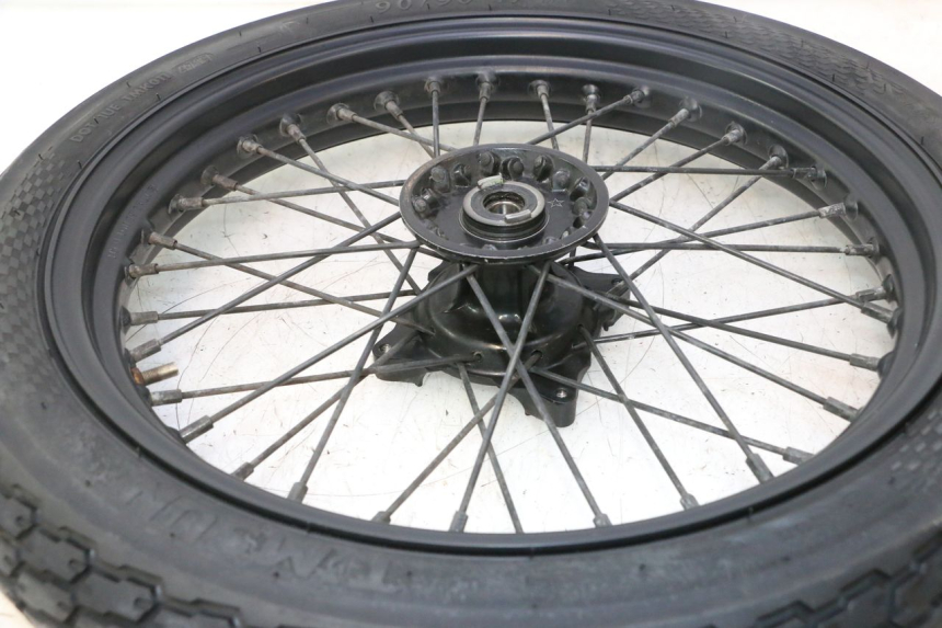 photo de VORDERRADFELGE UND REIFEN MASH SEVENTY FIVE 125 (2013 - 2021) - Zoom auf Gebrauchszustand
