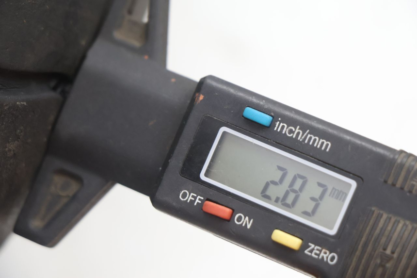 photo de VORDERRADFELGE UND REIFEN RIDE SLASH 2T 50 (2012 - 2014) - Detaillierte Sichtprüfung