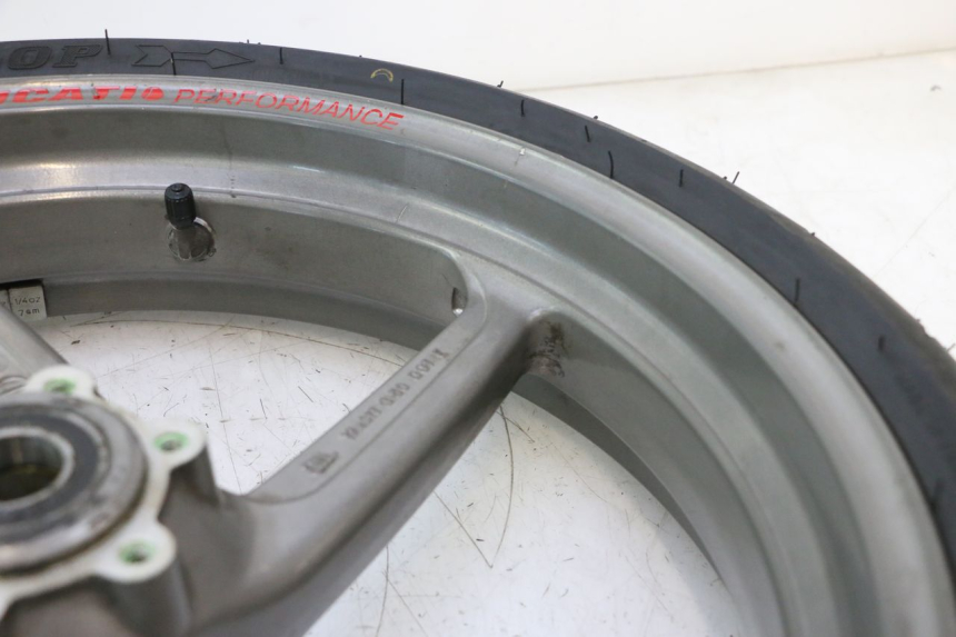 photo de VORDERRADFELGE UND REIFEN DUCATI SS IE DS CARENEE 1000 (2002 - 2006) - Charakteristische Merkmale