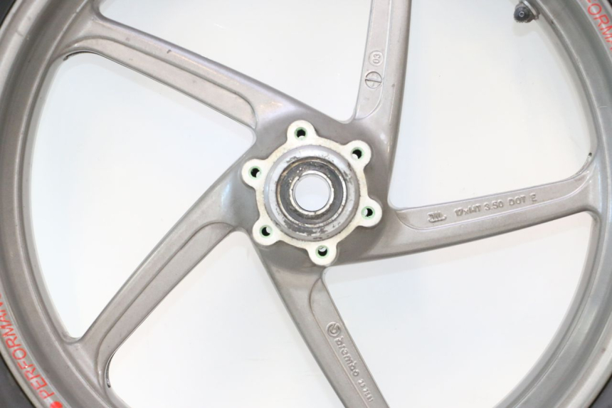photo de VORDERRADFELGE UND REIFEN DUCATI SS IE DS CARENEE 1000 (2002 - 2006) - Detailansicht des Bauteils