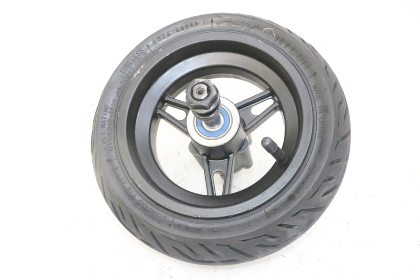 photo de VORDERRAD UND REIFEN NAMI STELLAR 1 - Zoom auf Komponenten