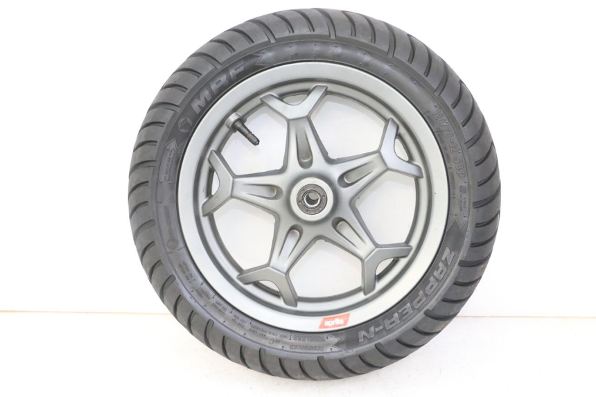 photo de VORDERRADFELGE UND REIFEN APRILIA SXR 50 (2021 - 2023) - Gesamtansicht des Produkts