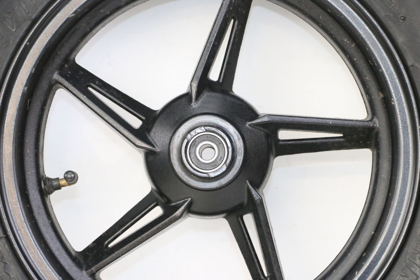 photo de VORDERRADFELGE UND REIFEN TNT MOTOR BOSTON 4T 50 (2018 - 2025) - Charakteristische Merkmale