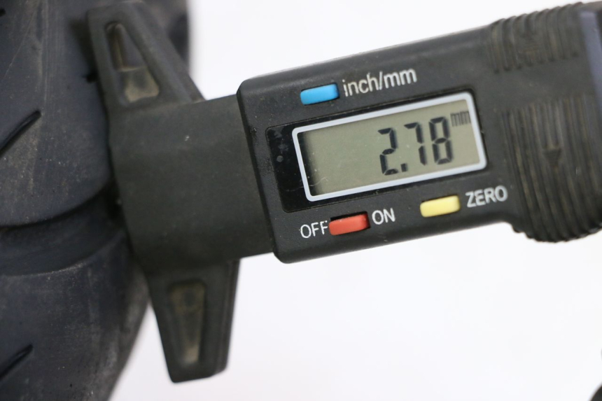 photo de VORDERRADFELGE UND REIFEN TNT MOTOR BOSTON 4T 50 (2018 - 2025) - Alternative Perspektive