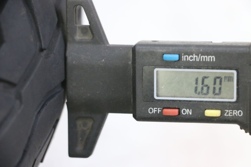 photo de VORDERRADFELGE UND REIFEN TNT MOTOR ROMA 10' 4T 50 (2019 - 2022) - Detailansicht des Bauteils