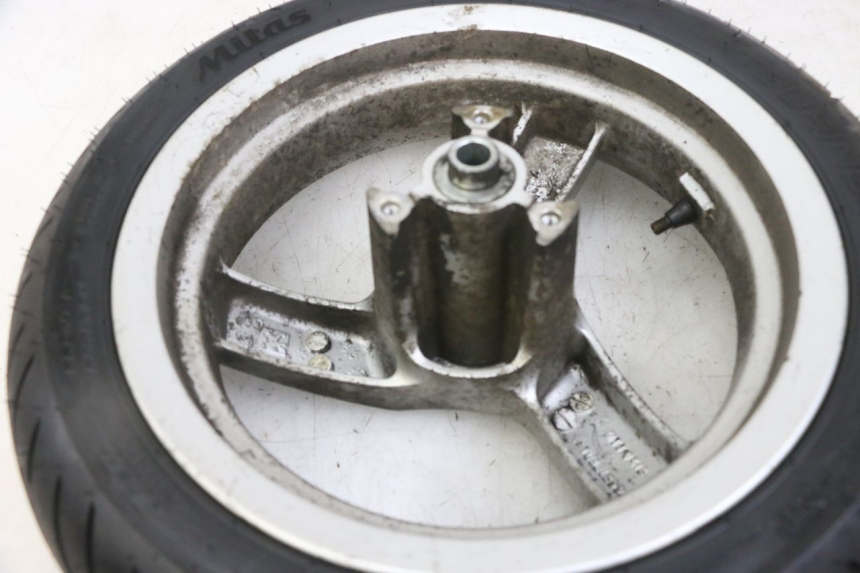 photo de VORDERRADFELGE UND REIFEN PEUGEOT VIVACITY NEW 2T 50 (2008 - 2017) - Details der Befestigungspunkte