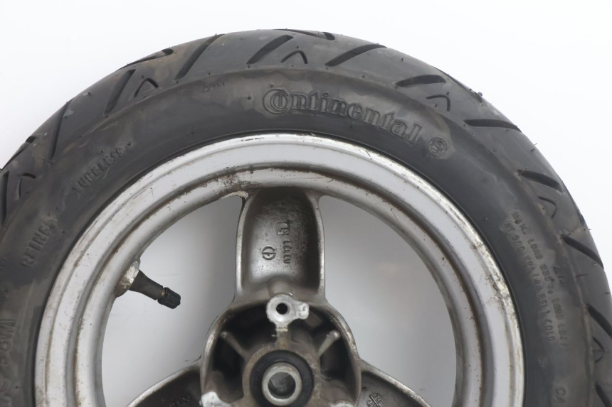 photo de VORDERRADFELGE UND REIFEN PEUGEOT VIVACITY 50 (1998 - 2003) - Details der Befestigungspunkte
