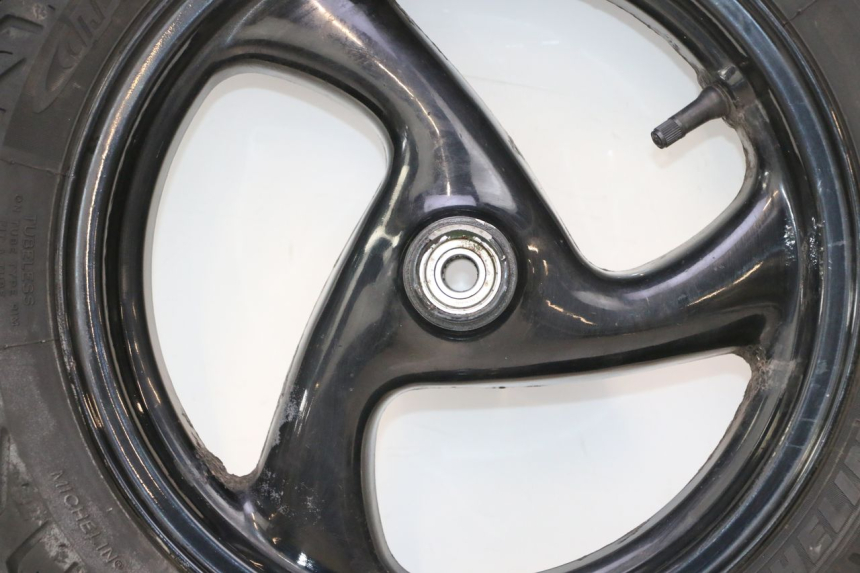 photo de VORDERRADFELGE UND REIFEN PEUGEOT VIVACITY 50 (1998 - 2003) - Alternativer Blickwinkel