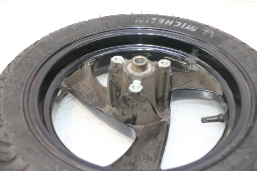 photo de VORDERRADFELGE UND REIFEN PEUGEOT VIVACITY 50 (1998 - 2003) - Zoom auf Gebrauchszustand
