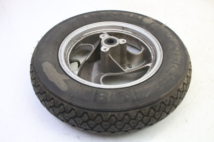 photo de VORDERRADFELGE UND REIFEN MBK WAAP 125 (2008 - 2013) - Details der Befestigungspunkte