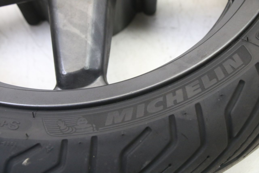 photo de VORDERRADFELGE UND REIFEN YAMAHA X-MAX XMAX 125 (2010 - 2013) - Weitere Ansicht des Artikels