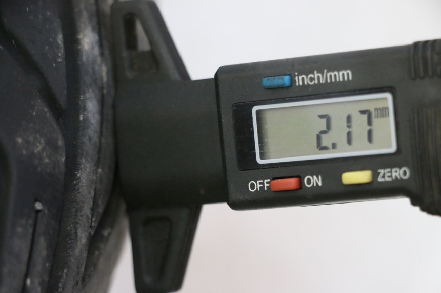 photo de VORDERRADFELGE UND REIFEN YAMAHA X-MAX XMAX 125 (2010 - 2013) - Alternative Perspektive