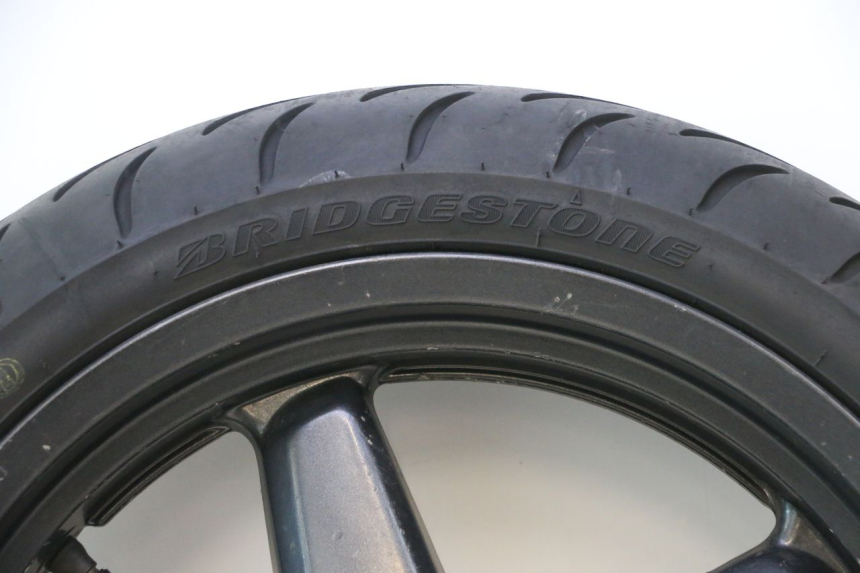 photo de VORDERRADFELGE UND REIFEN YAMAHA XMAX X-MAX 125 (2006 - 2009) - Alternativer Blickwinkel