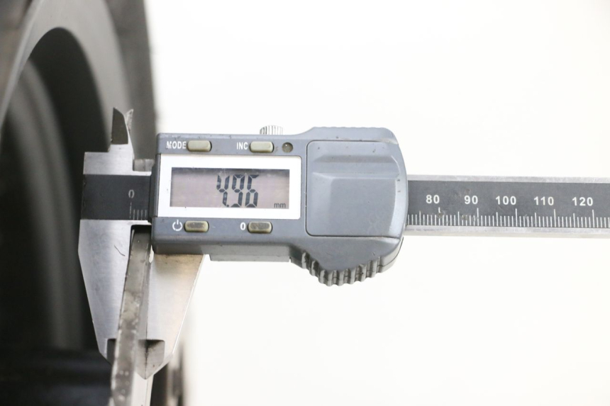 photo de VORDERRADFELGE UND REIFEN PIAGGIO XEVO - X EVO 125 (2007 - 2017) - Alternative Perspektive