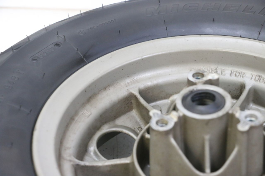 photo de VORDERRADFELGE UND REIFEN YAMAHA BW'S NG NEXT GENERATION 50 (1996 - 2003) - Technische Nahaufnahme