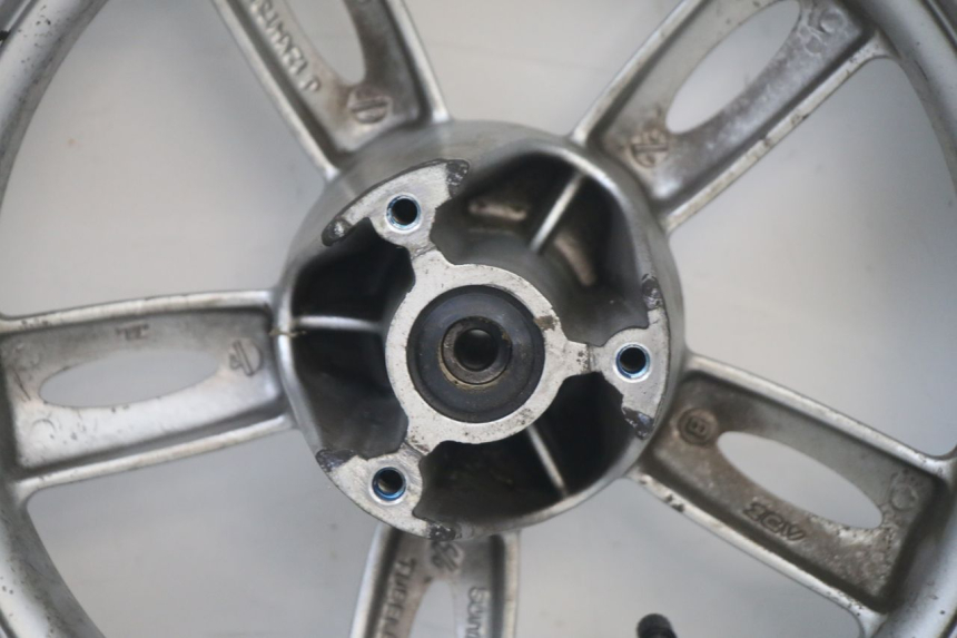 photo de VORDERRADFELGE UND REIFEN YAMAHA NEOS NEO'S 4T 50 (2008 - 2016) - Kennzeichnungen und Originalreferenzen