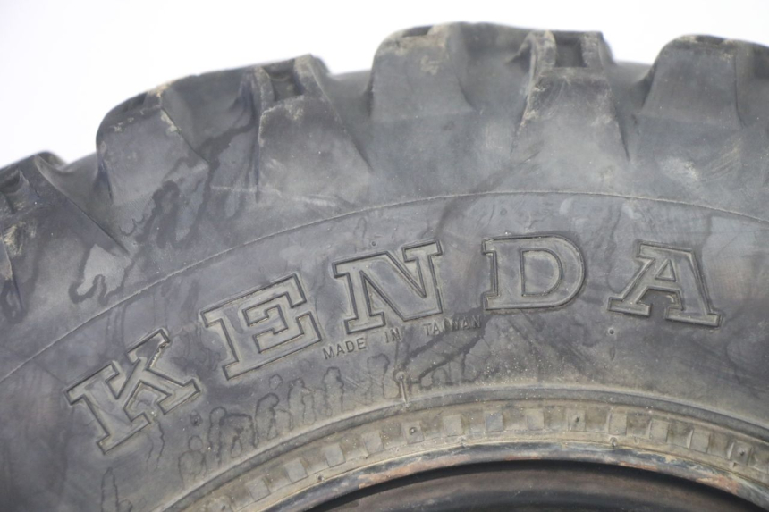 photo de VORDERRADFELGE UND REIFEN YAMAHA YFM BRUIN 350 (2003 - 2009) - Hochauflösende Nahaufnahme