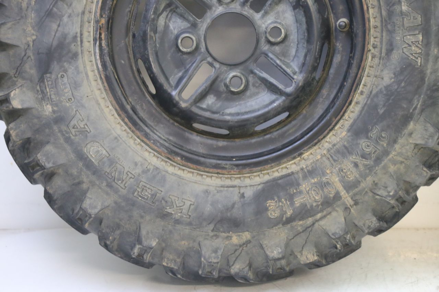 photo de VORDERRADFELGE UND REIFEN YAMAHA YFM BRUIN 350 (2003 - 2009) - Details der Befestigungspunkte