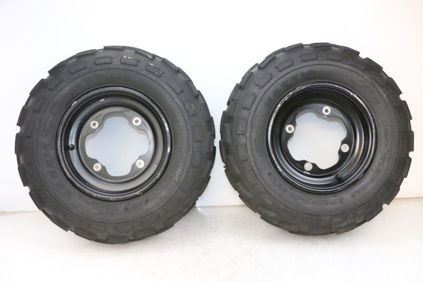 photo de VORDERRADFELGE UND REIFEN YAMAHA YFM R RAPTOR 250 (2008 - 2014) - Hauptansicht