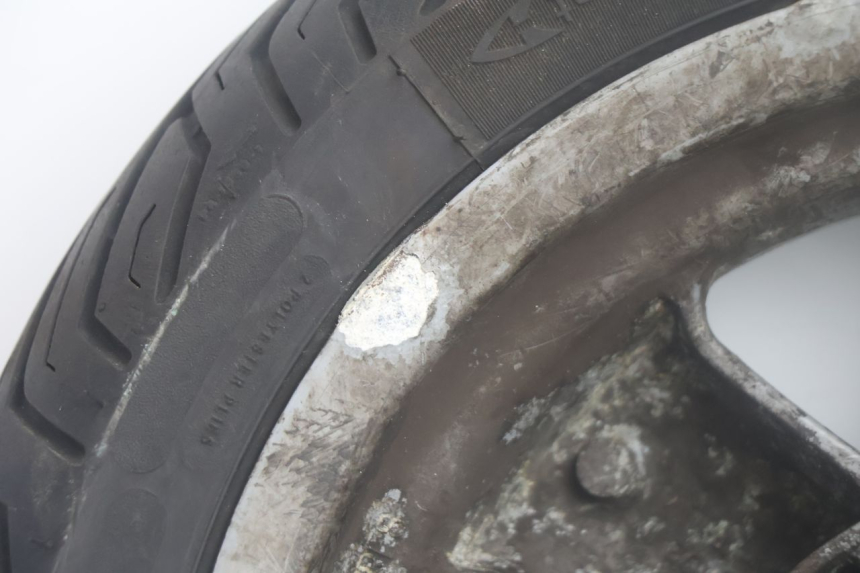 photo de VORDERRADFELGE UND REIFEN YAMAHA YP MAJESTY 125 (2002 - 2006) - Charakteristische Merkmale