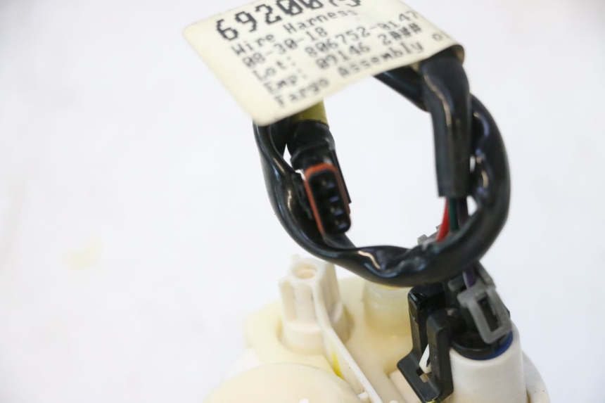 photo de BATTERIEANZEIGE HARLEY DAVIDSON ROAD GLIDE FLTRXSE 1920 (2018 - 2022) - Alternative Perspektive