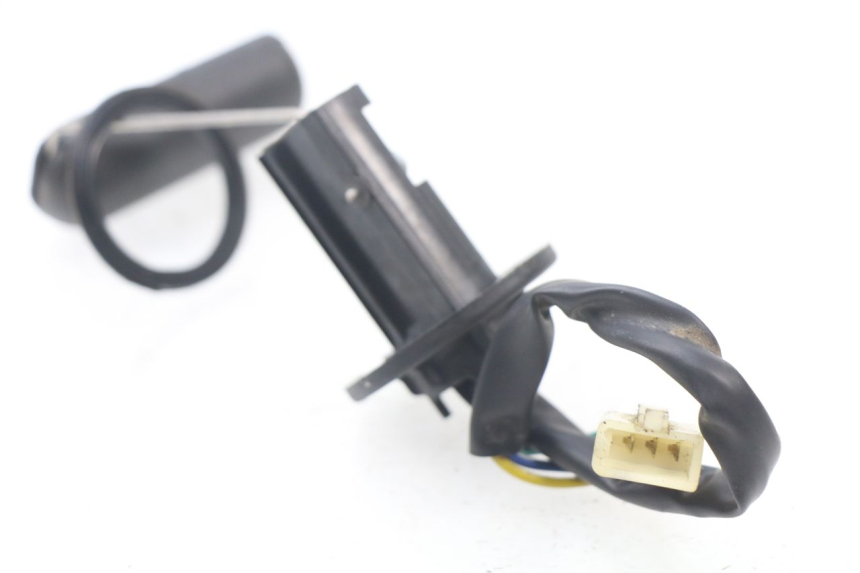 photo de KRAFTSTOFFTANKMESSSTAB KYMCO AGILITY 4T 50 (2005 - 2018) - Detailansicht des Bauteils