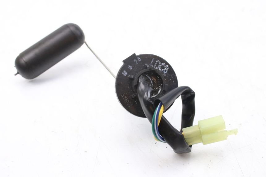 photo de KRAFTSTOFFTANKMESSSTAB KYMCO AGILITY 4T 50 (2018 - 2022) - Zoom auf Gebrauchszustand