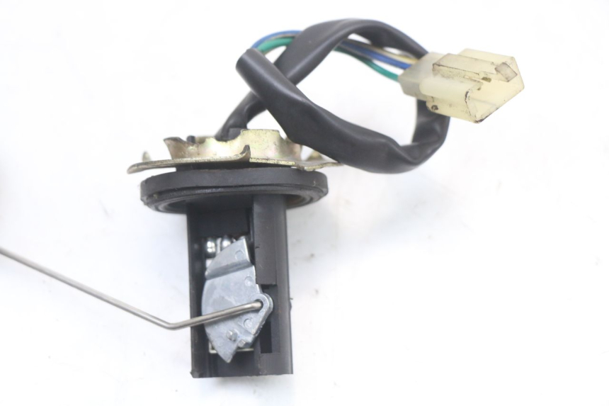 photo de KRAFTSTOFFTANKMESSSTAB KYMCO AGILITY 4T 50 (2005 - 2018) - Zoom auf Gebrauchszustand