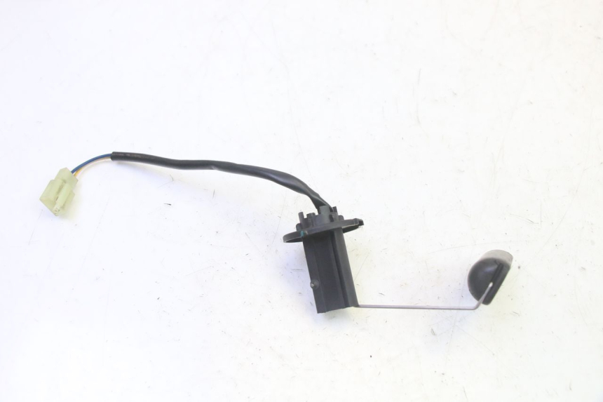 photo de KRAFTSTOFFTANKMESSSTAB KYMCO AGILITY NAKED RENOUVO 2T 50 (2011 - 2018) - Zoom auf Gebrauchszustand