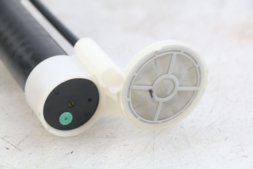 photo de KRAFTSTOFFTANKMESSSTAB APRILIA ATLANTIC 125 (2003 - 2009) - Zoom auf Gebrauchszustand