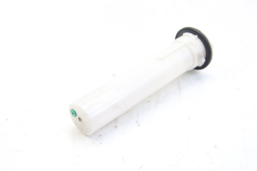 photo de KRAFTSTOFFTANKMESSSTAB PIAGGIO BEVERLY 125 (2010 - 2015) - Zoom auf Gebrauchszustand