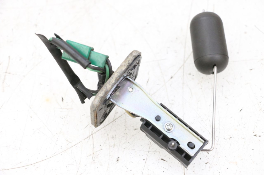 photo de TANKGEBER MBK BOOSTER SPIRIT NAKED 50 (2004 - 2017) - Hauptansicht