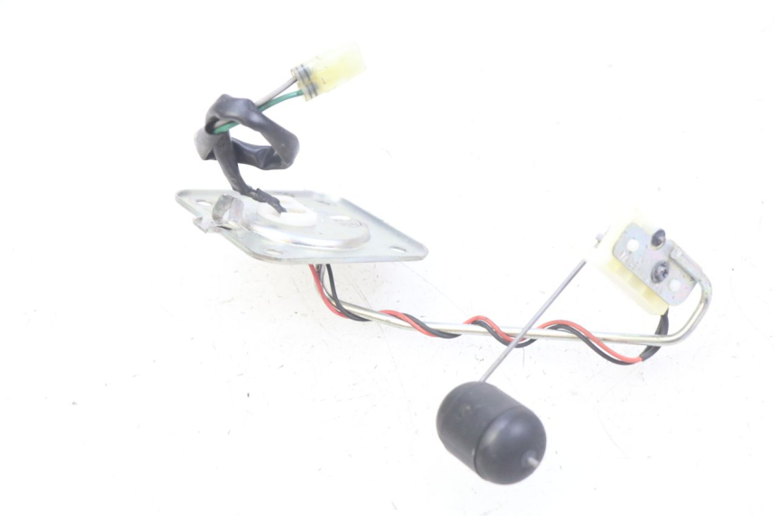 photo de KRAFTSTOFFTANKMESSSTAB HONDA CB R 1000 (2018 - 2023) - Alternative Perspektive