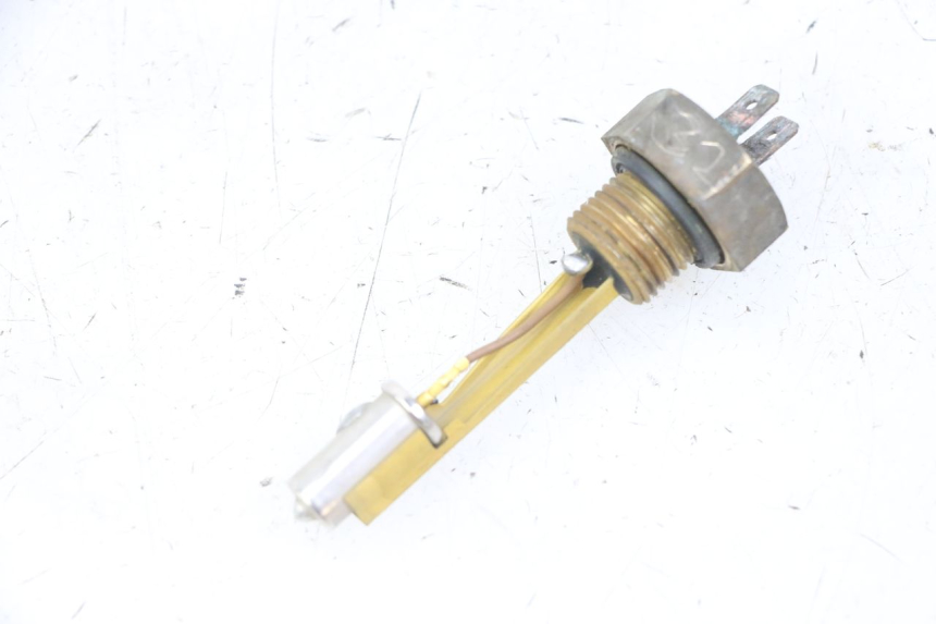 photo de KRAFTSTOFFTANKMESSSTAB HONDA CBF 500 (2004 - 2007) - Detailansicht des Bauteils