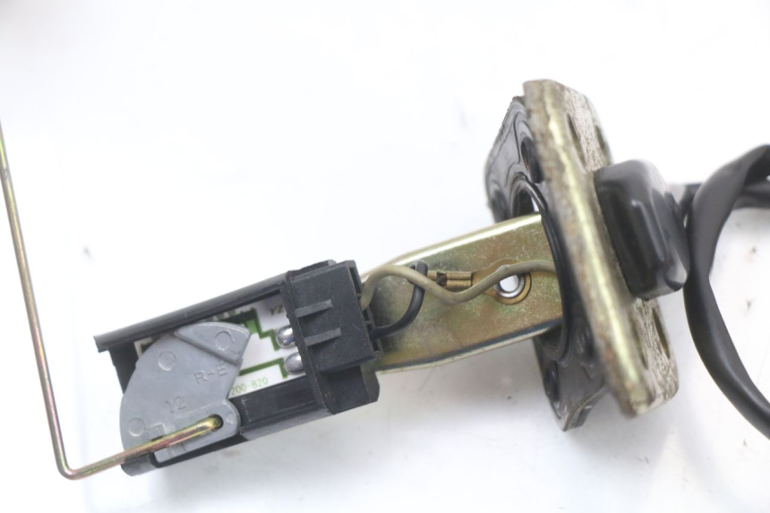 photo de KRAFTSTOFFTANKMESSSTAB PEUGEOT CITYSTAR 50 (2013 - 2017) - Zoom auf Gebrauchszustand