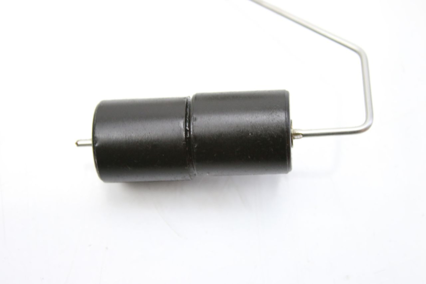 photo de KRAFTSTOFFTANKMESSSTAB SUZUKI CP 80 (1985 - 1996) - Zoom auf Gebrauchszustand