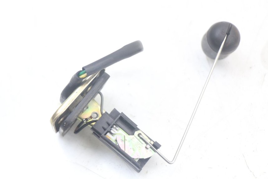 photo de KRAFTSTOFFTANKMESSSTAB SYM CROX 4T 50 (2016 - 2023) - Zoom auf Gebrauchszustand