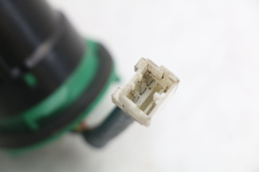 photo de KRAFTSTOFFTANKMESSSTAB GILERA DNA 50 (2000 - 2007) - Alternative Perspektive