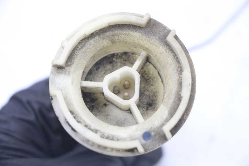 photo de KRAFTSTOFFTANKMESSSTAB PEUGEOT ELYSTAR 50 (2002 - 2014) - Technische Nahaufnahme