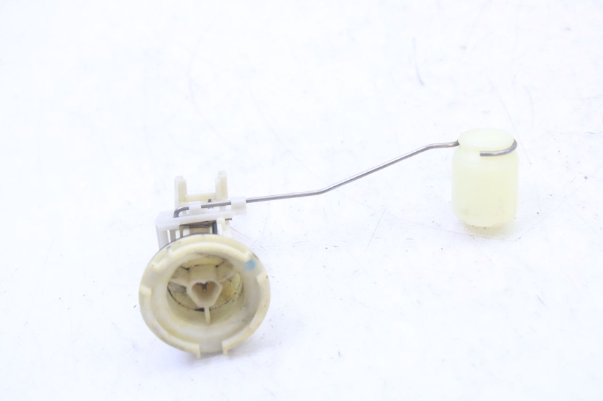 photo de KRAFTSTOFFTANKMESSSTAB PEUGEOT ELYSTAR 50 (2002 - 2014) - Alternative Perspektive