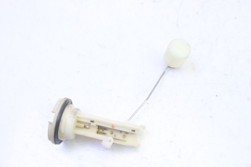 photo de KRAFTSTOFFTANKMESSSTAB PEUGEOT ELYSTAR 50 (2002 - 2014) - Zoom auf Gebrauchszustand