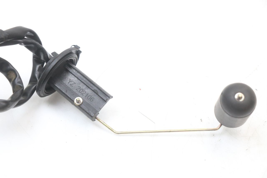 photo de KRAFTSTOFFTANKMESSSTAB JM MOTORS EVOLIS 4T 50 (2018 - 2022) - Zoom auf Gebrauchszustand