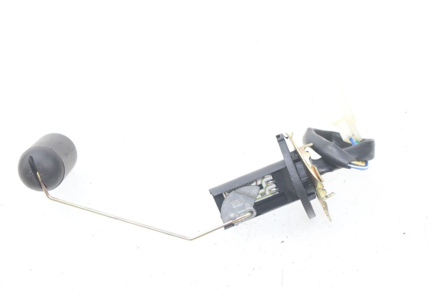 photo de TANKGEBER JM MOTORS F45i 4T 50 (2020 - 2023) - Zoom auf Gebrauchszustand