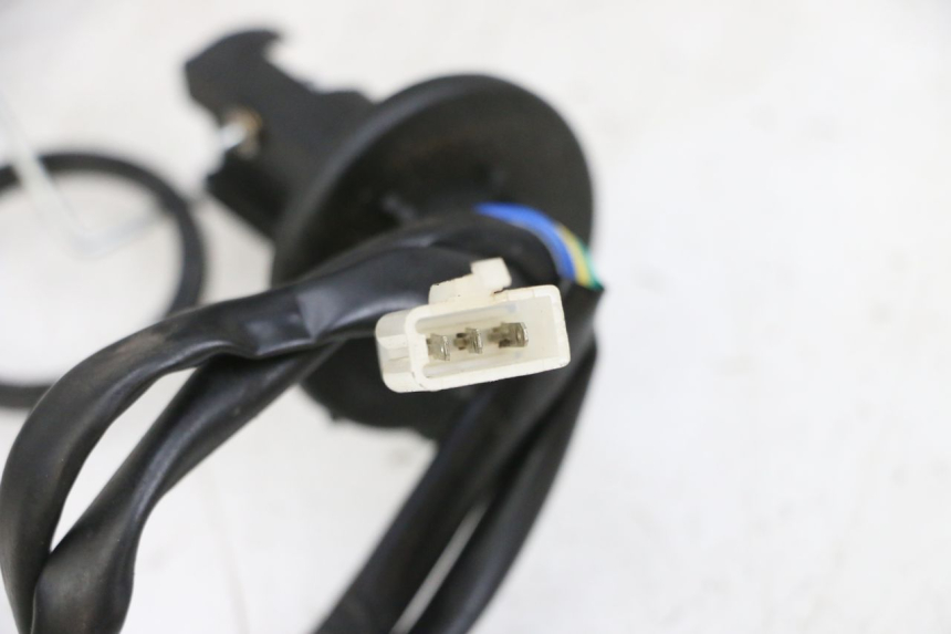 photo de KRAFTSTOFFANZEIGE BTC FELICE SPORT 50 - Zoom auf Gebrauchszustand