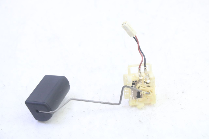 photo de TANKGEBER YAMAHA FZ6 N FAZER 600 (2004 - 2006) - Zoom auf Gebrauchszustand