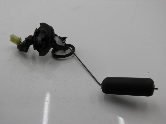 photo de TANKGEBER HONDA SH 125 (2001 - 2003) - Hauptansicht