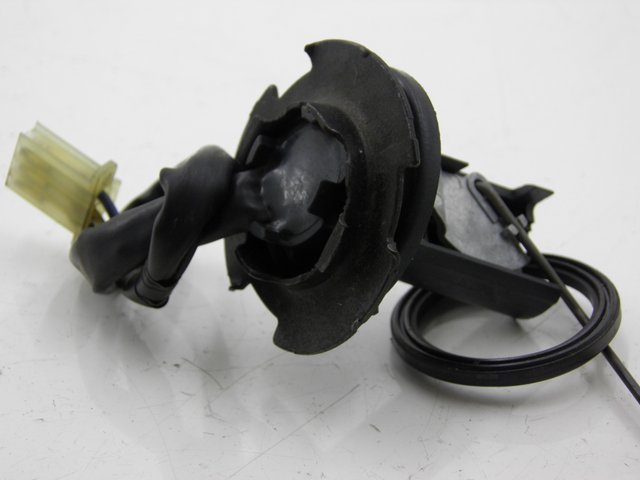 photo de TANKGEBER HONDA SH 125 (2001 - 2003) - Detailansicht des Bauteils