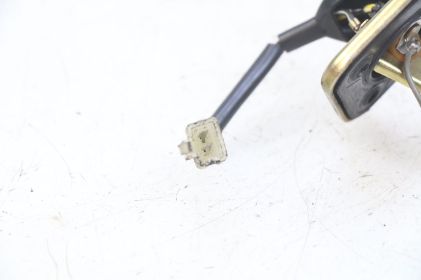 photo de KRAFTSTOFFTANKMESSSTAB PEUGEOT KISBEE 2T 50 (2010 - 2017) - Alternative Perspektive