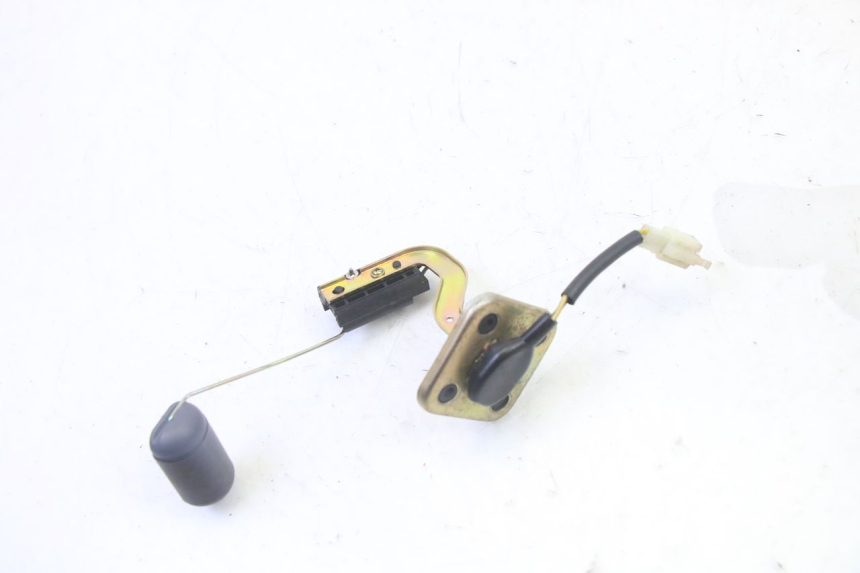 photo de KRAFTSTOFFTANKMESSSTAB PEUGEOT KISBEE 4T 50 (2018 - 2022) - Zoom auf Gebrauchszustand